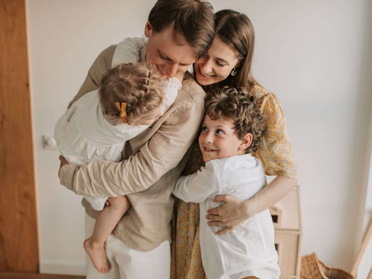 famiglia di 4 persone